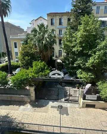 Deux Pieces Premium Hyper Centre De Nice